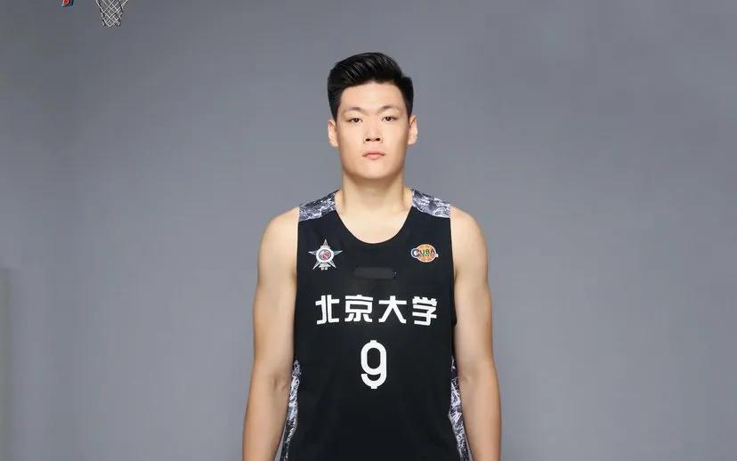 2020cba哪个队最强(2020年CBA选秀前五名，谁的表现最惊喜？谁又最失望)