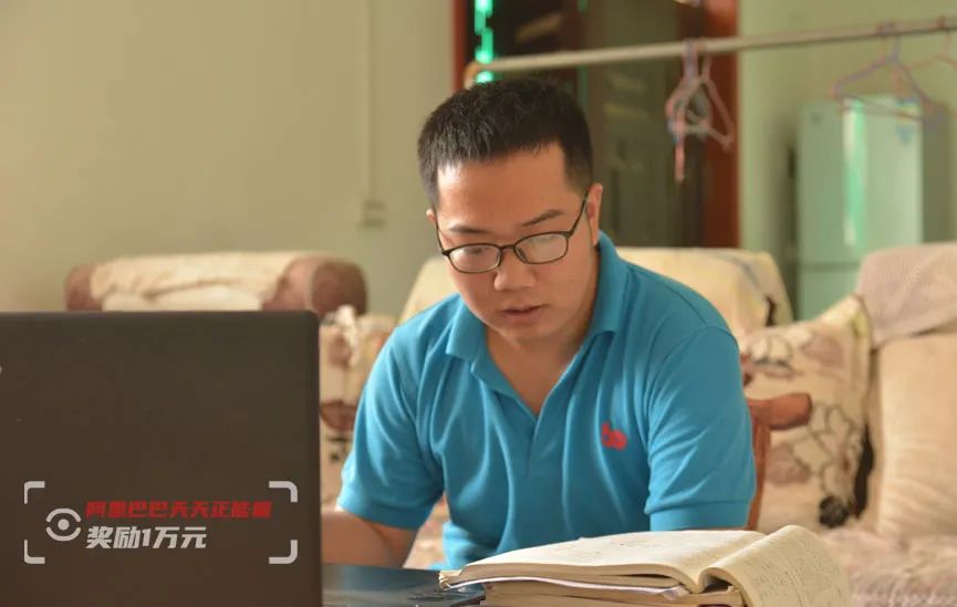 农村娃700分考上清华，花30元喝牛肉汤庆祝，领完通知书下地干活