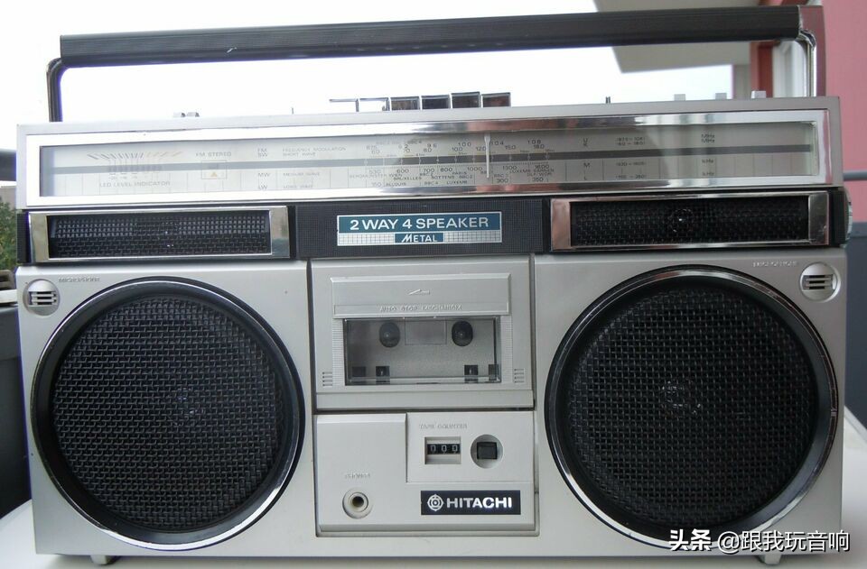 介绍一款日本进口的Hitachi TRK-7250E 便携式收音机-盒式录音机