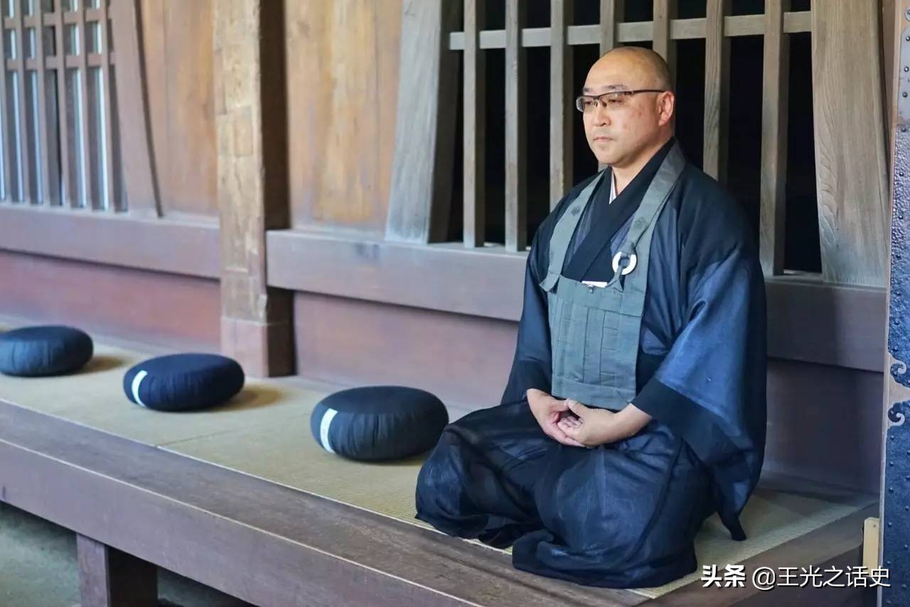 连中国皇帝都做不到，为什么日本天皇却能做到万世一系？