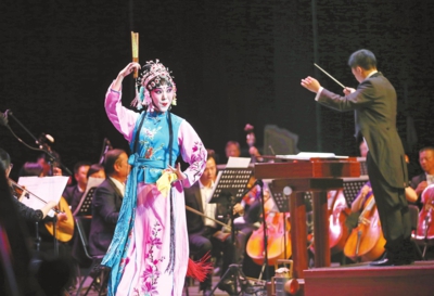 1.对花(黄梅戏·经典选段)(女)郎对花,姐对花,一对对到田埂下.