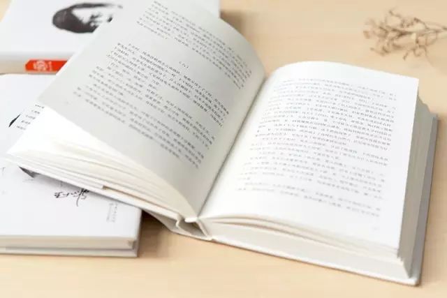 若觉人生艰难处，愿君读读王小波
