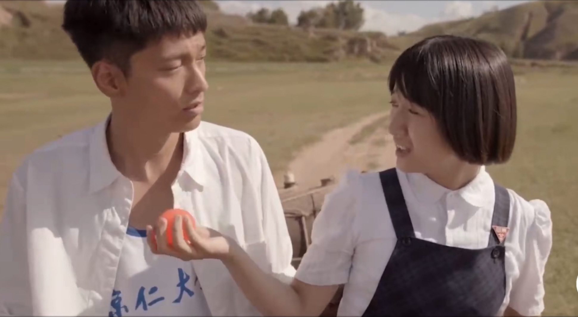 阴暗解读《驴得水》中的小透明“佳佳”，让人细思极恐