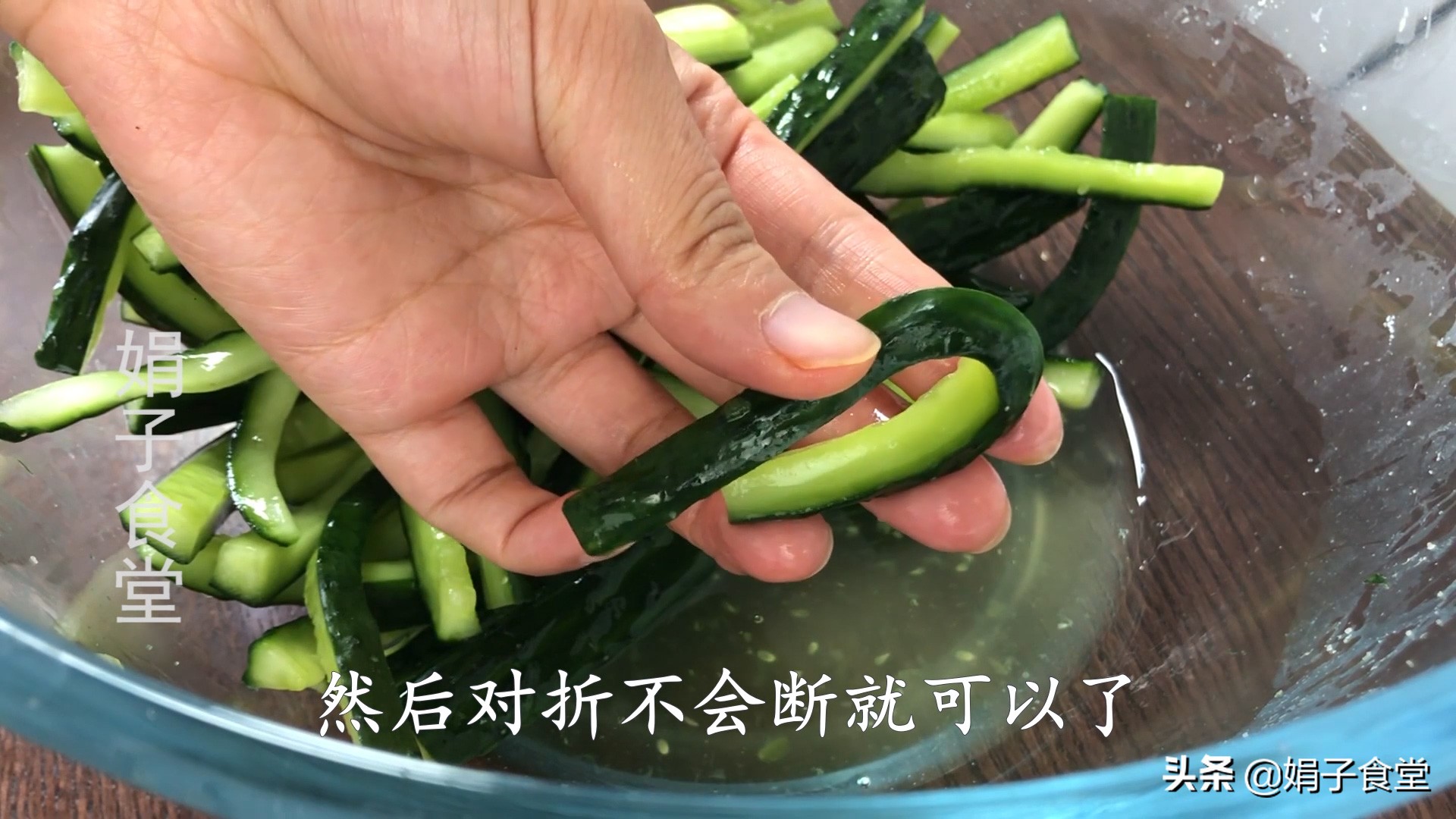 腌黄瓜的做法大全（美味爽脆开胃的腌黄瓜教程）