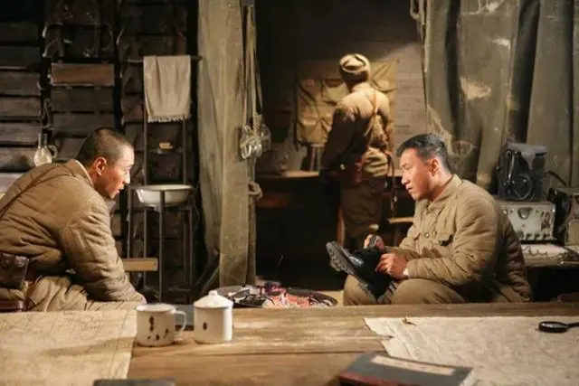 影视剧里的国军和真实的国军，中间差了10086个楚云飞