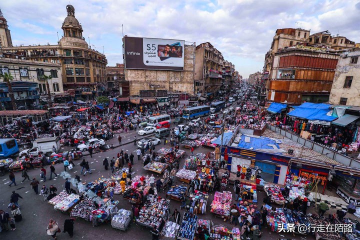 埃及开罗：产能低、人口多、小偷泛滥，军方出资4000亿迁都