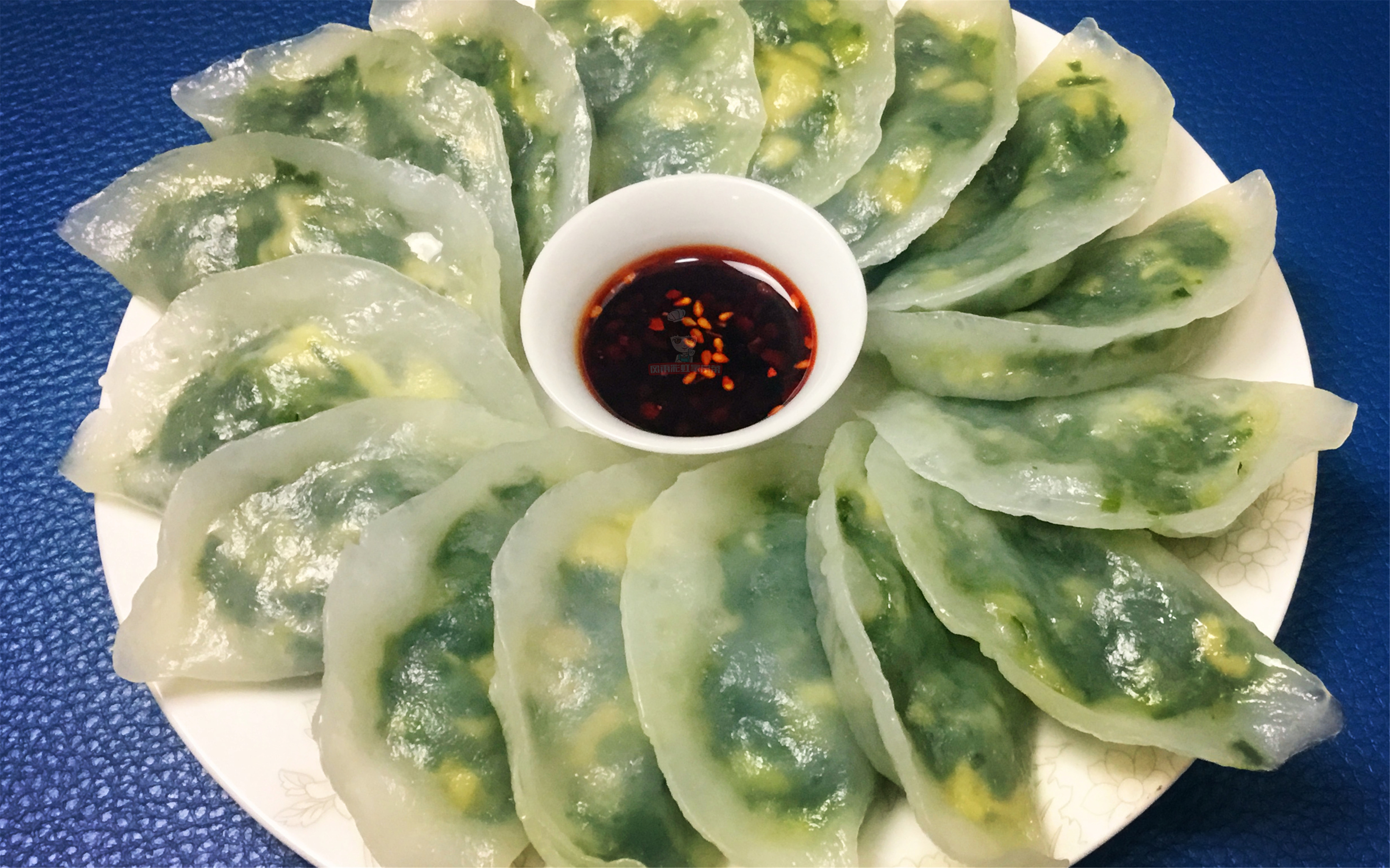 水晶蒸饺的面怎么和面（水晶蒸饺这样做全家都馋哭）