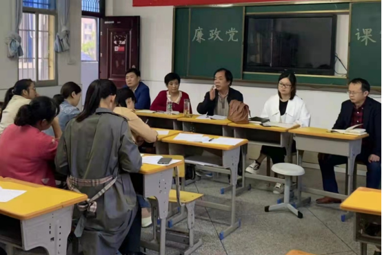 湖北武穴刊江街道余祥小学：“娘子军”教学一线显身手