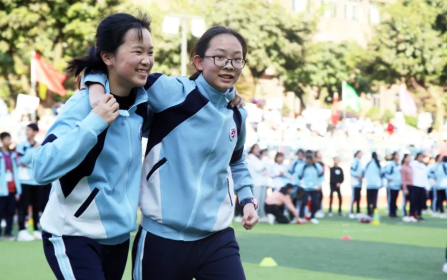 哪家校服最好看？重庆40所中学校服欣赏