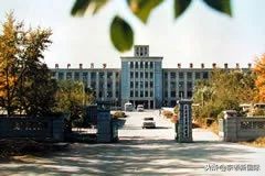 燕山大学：南临渤海、北依燕山，工程优势铸就燕大情怀