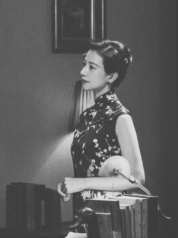 女神高圆圆出演宋美龄,民国风旗袍秀杨柳腰,魅力穿越惊艳时光