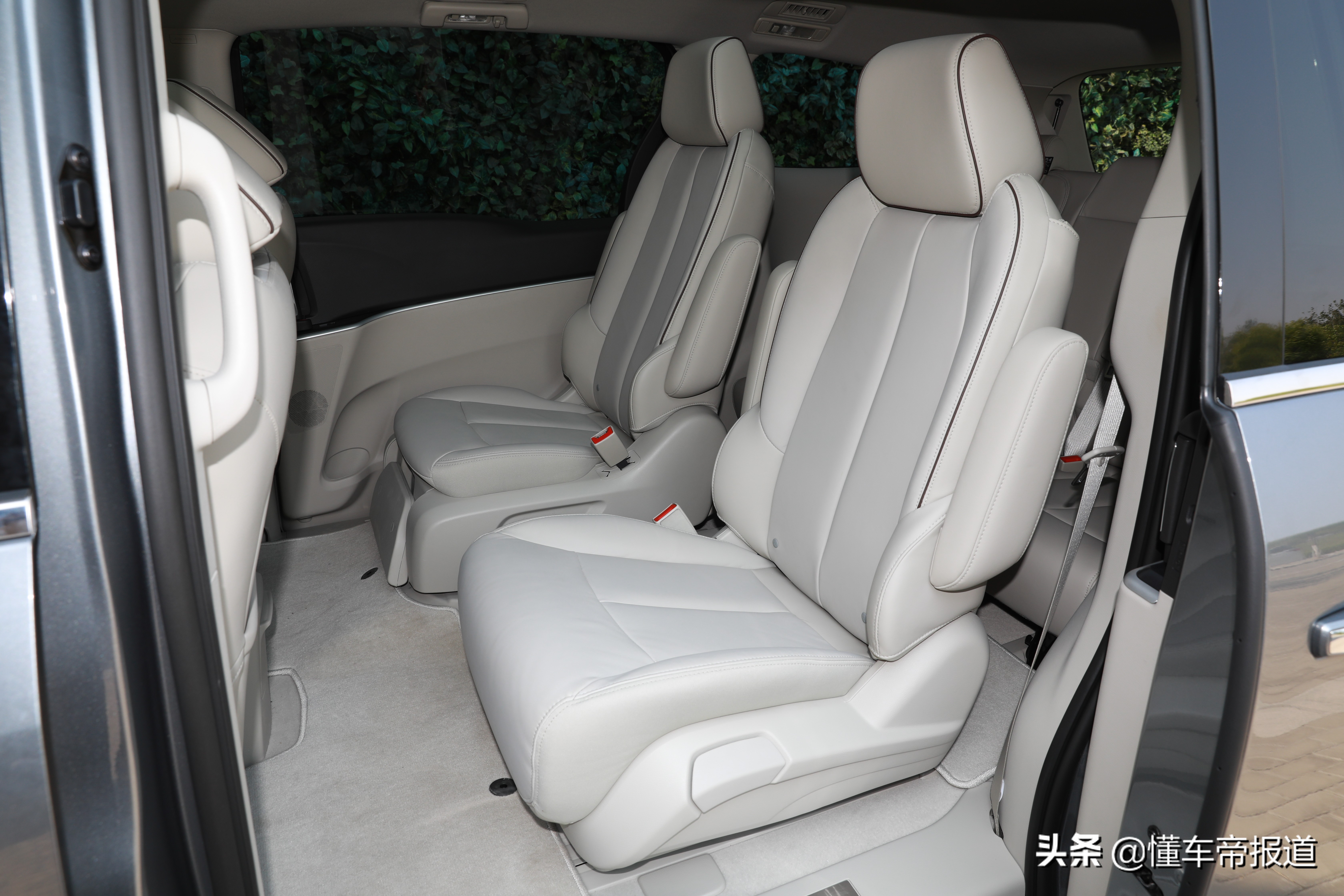 别克七座商务车价格售23