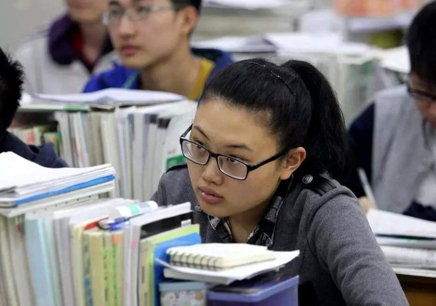 八省新高考第一年，这两科老师已感受到“危机”，或将面临转行