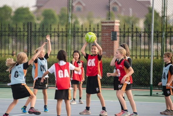 上海“贵族学校”走红，幼儿园学费高达17万，名额却供不应求