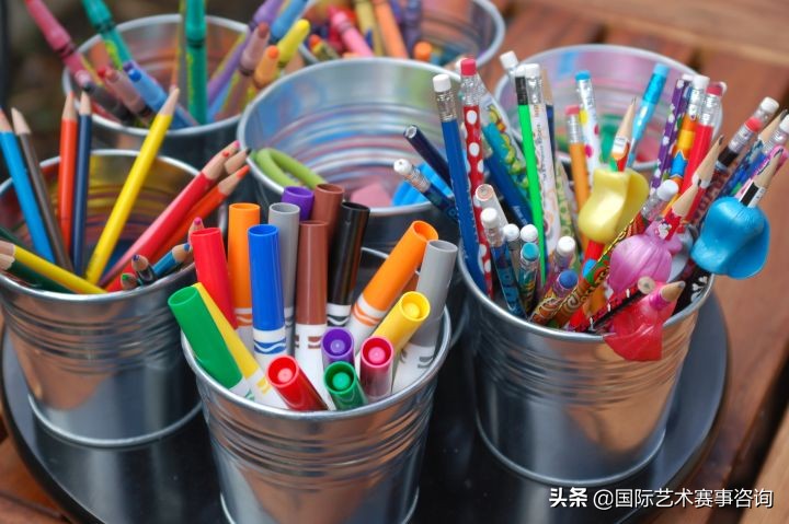 超实用！欣赏国外艺术作品脱口而出的高端英语大全！