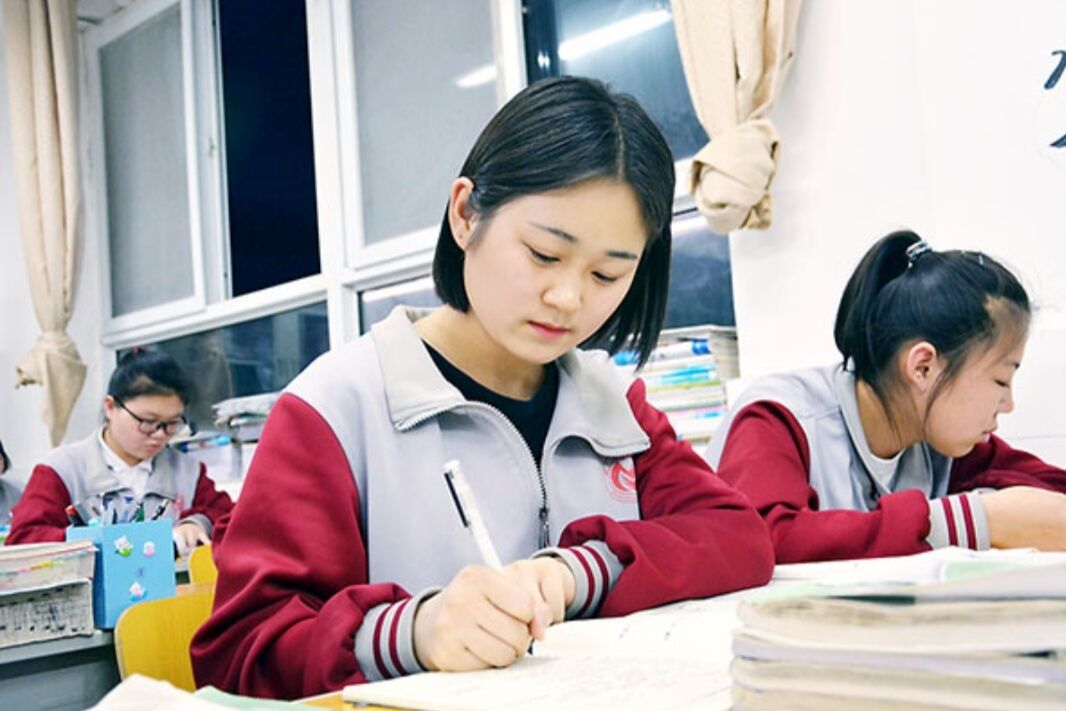 学生家庭情况评估报告出炉