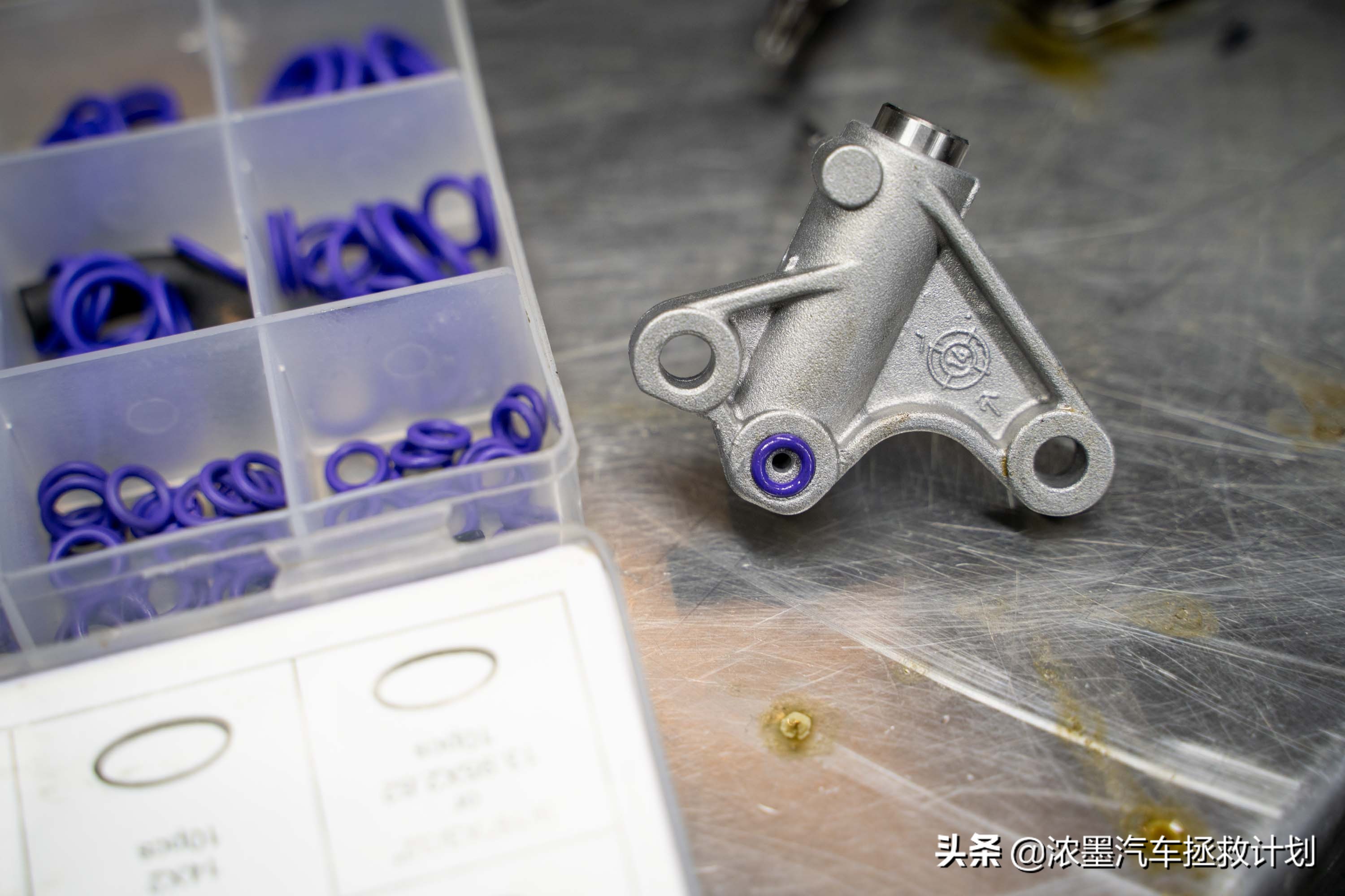「迟暮英雄」整修一台十多年前的奥迪A6发动机，治理烧油烧水