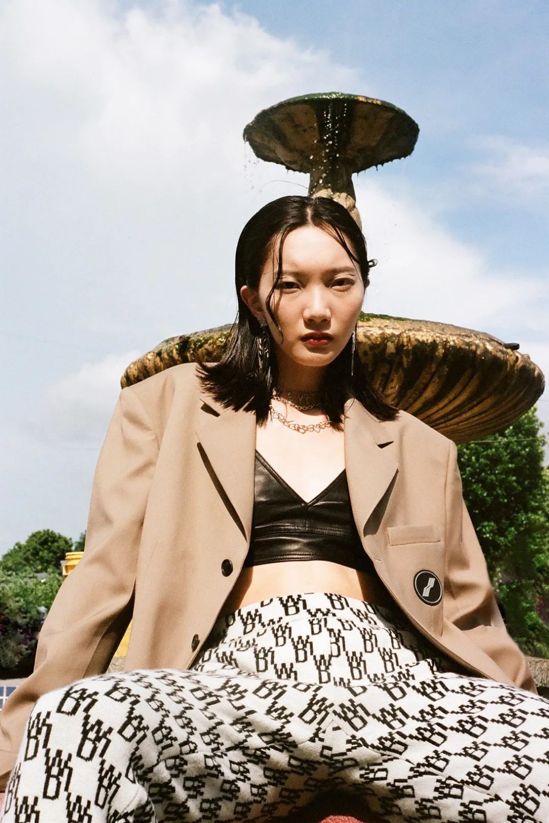 就算你有100件衣服，你的衣柜里总会缺一件WE11DONE