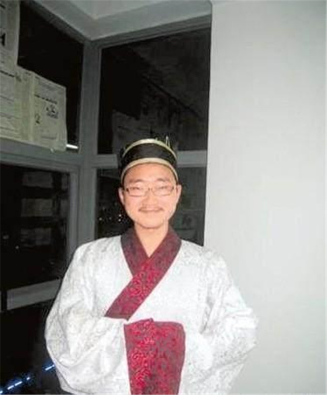 这篇难倒阅卷老师的高考作文，全篇755字却拿了满分，怎么回事？