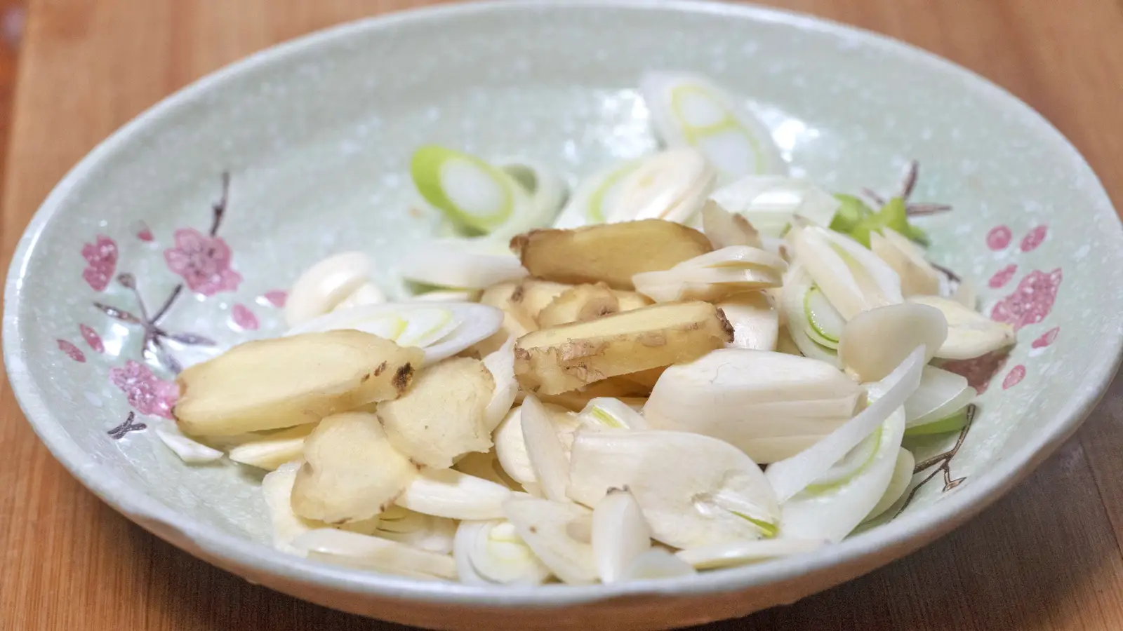 秋冬季养生食谱大全（冬季养生7道美食推荐）