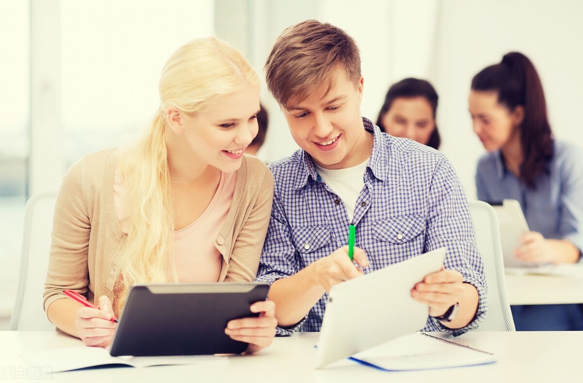 2017-2018年浙江省高考英语命题与文本研究