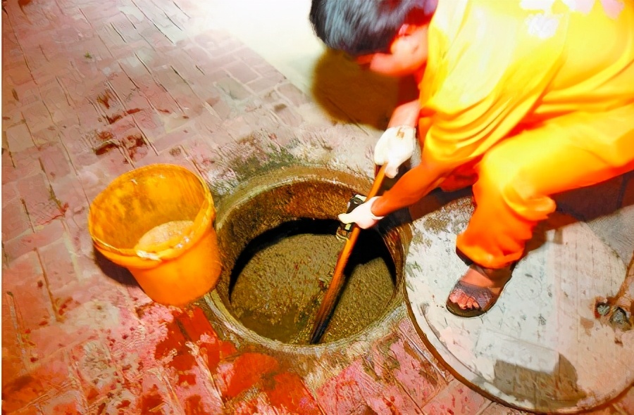 地溝油是怎樣做出來的，自己家裏有哪些油屬於地溝油呢？