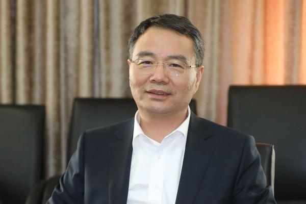 浙江萧山低调富豪：白手起家借钱创业，打造千亿商业帝国
