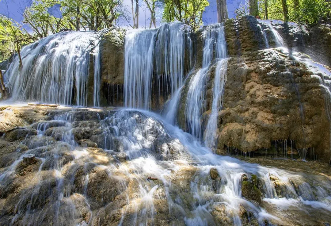 均温20℃！周边7个耍水宝地，冲浪滑水观瀑，最快1h清凉度夏