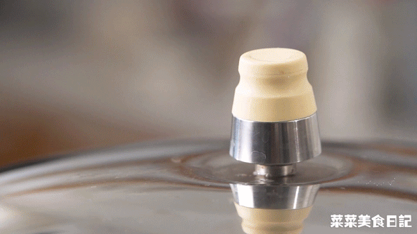 秒杀大排档的好方子，一焖香绝了！懂行的都在吃它