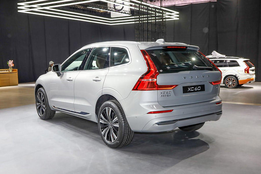 沃尔沃新款XC60正式上市 售37.39万起，全系九款车型买哪款最值？