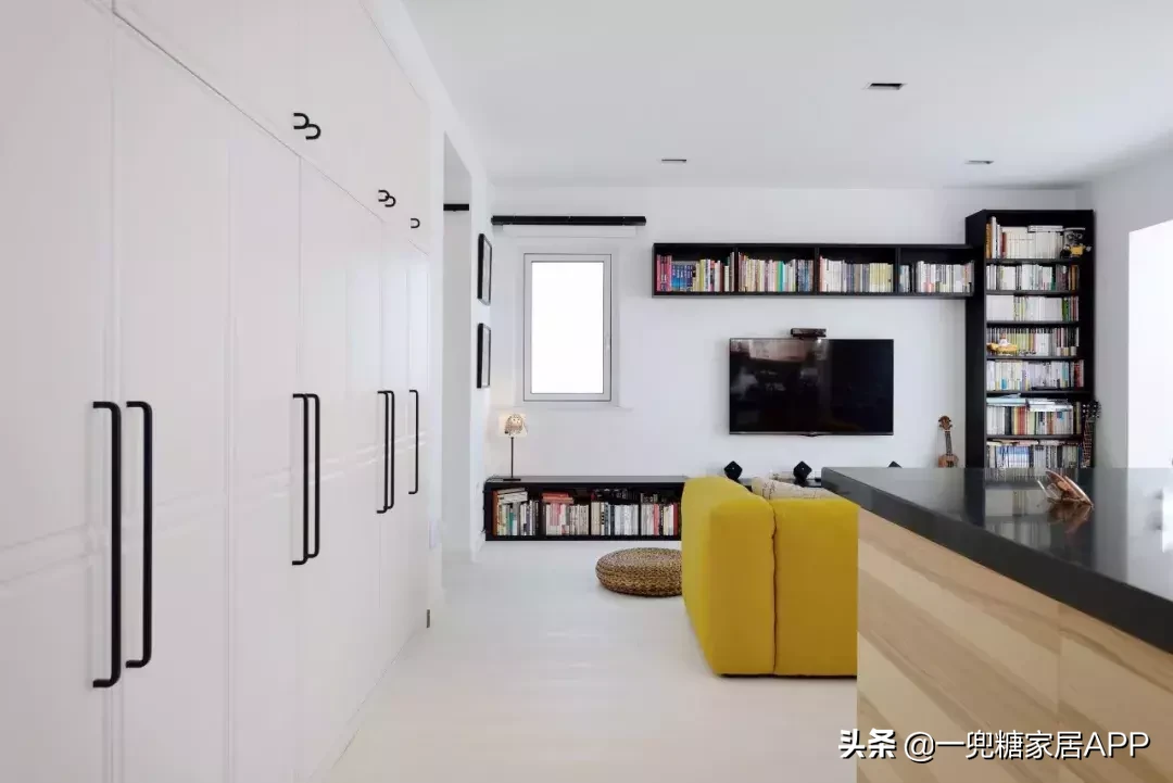 上海65㎡小两居,竟有大厨房和独立衣帽间?怎么做到的