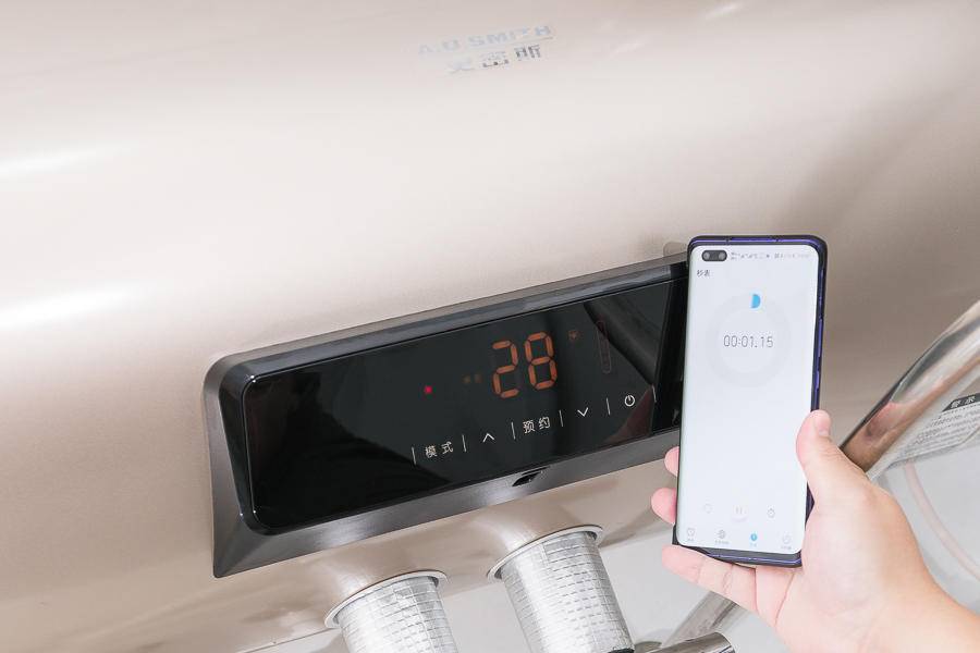 在无漏水烦恼，AO史密斯电热水器体验，终生免换镁棒