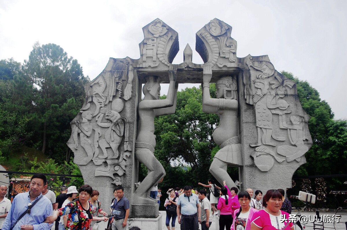 213国道，一条兰磨线，串联甘肃、四川、云南的核心美景