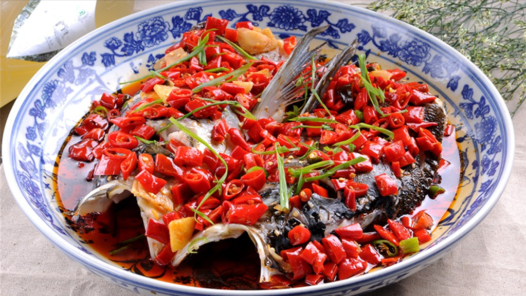 湖南最出名的12道名菜，香辣可口，又鲜又嫩，自己在家也能轻松做