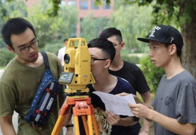 同样为大专院校，高等专科和职业技术学院的区别，差距不是一点点