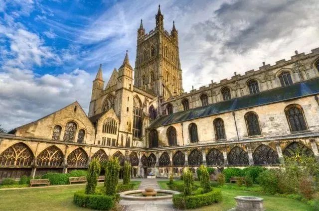 看完这15个《哈利波特》场景拍摄秘密，才发现“魔法”真的存在