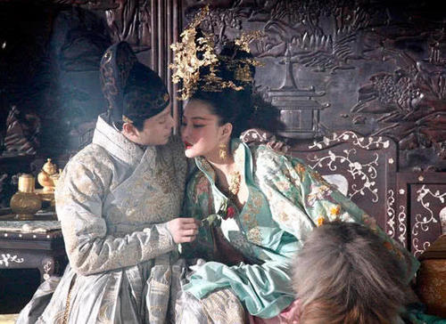 "对食","菜户",解读太监与宫女之间的"夫妻"关系?