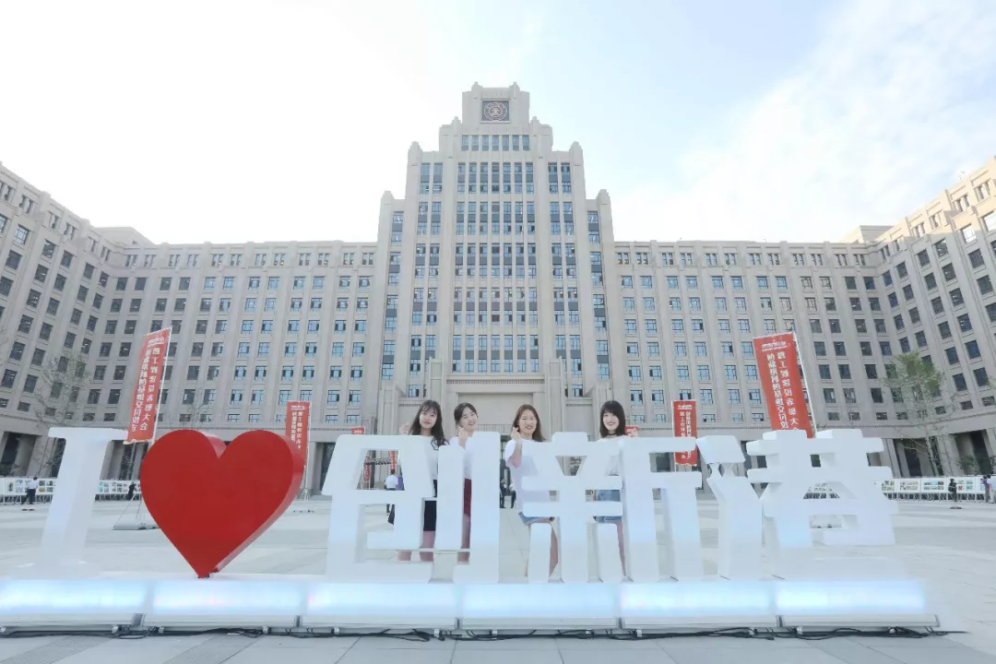 神仙颜值！陕西“网红宿舍”：单人单间、电梯入户、空调地暖，还有地铁直达！