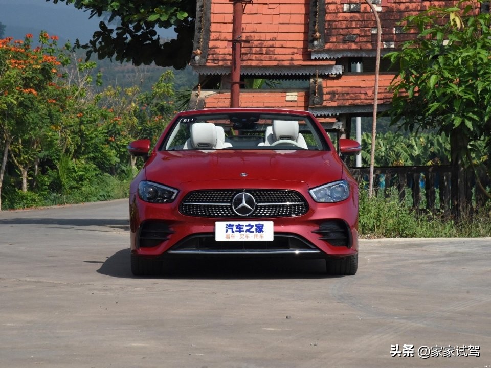 气质美如兰，才华馥比香 奔驰E级敞篷轿跑车解析