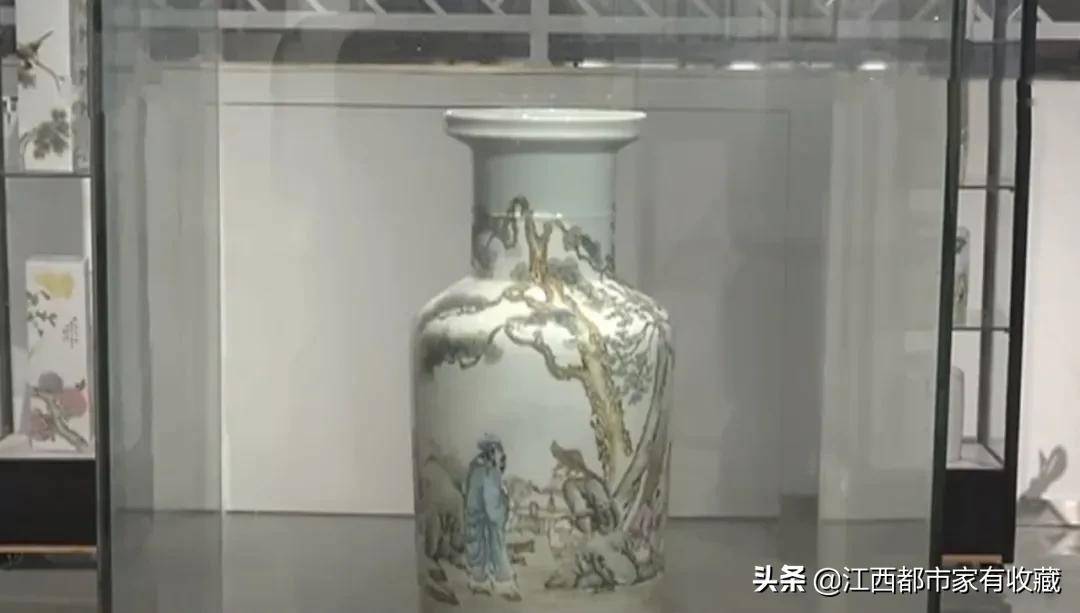 “珠山八友”之王琦 早期创作的棒槌瓶