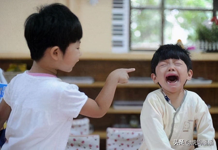 不想孩子在幼儿园受委屈，入园之前，父母就要教会他这3句话