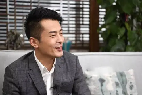 辛巴超10亿首秀背后，家族、微商、供应链野心