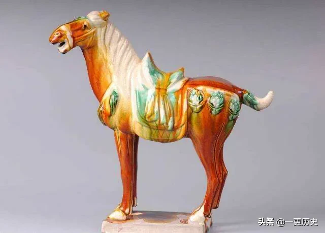 中国陶器的鼎盛,细说唐三彩的文化价值