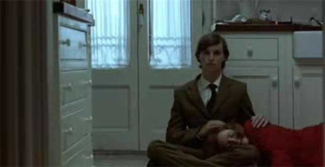 纽约历史上有名的大美女芭芭拉，成为豪门贵妇，后被儿子杀害(安东尼的秘密)