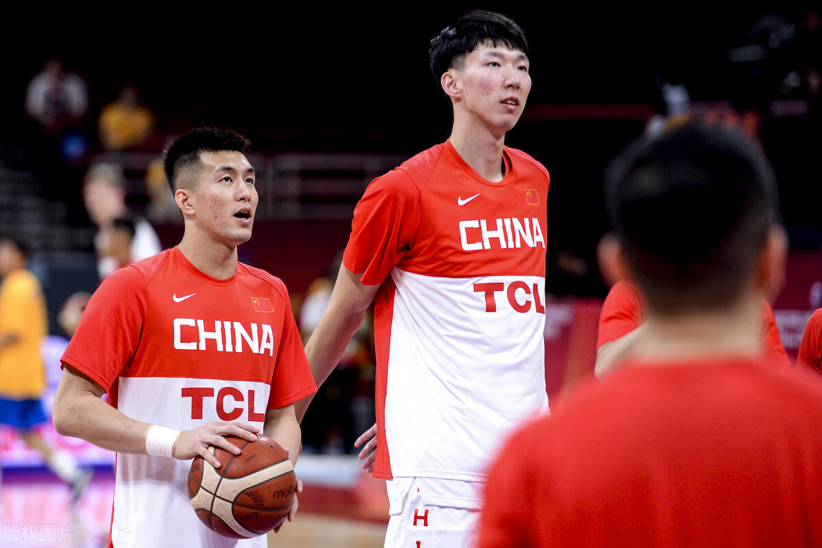 nba中国赛为什么不禁赛(姚明“家规”够严！名嘴爆料赵睿无缘国家队的原因，还是在赎两年前穿美国队服的罪)