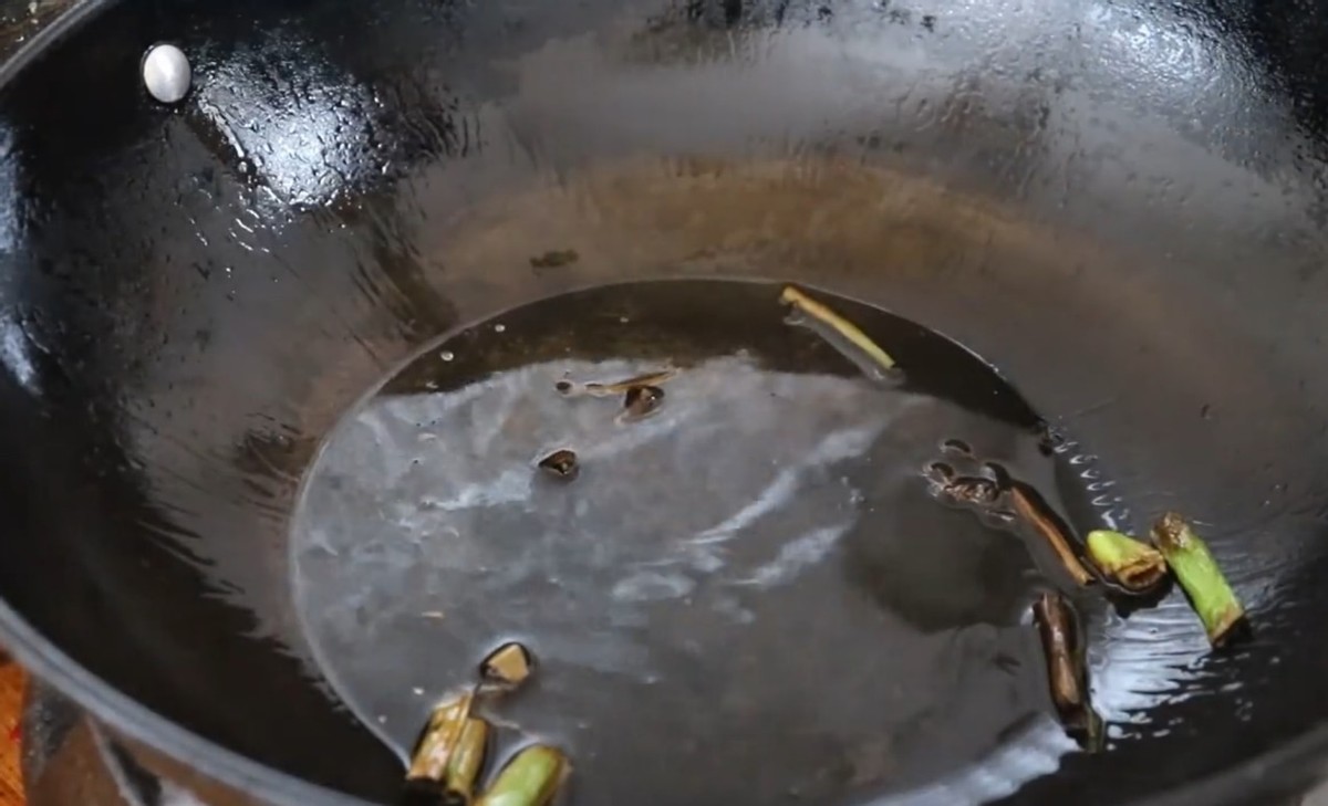 面条学会这样做，我家一周吃8次，美味又解馋，一次一大盘不够吃