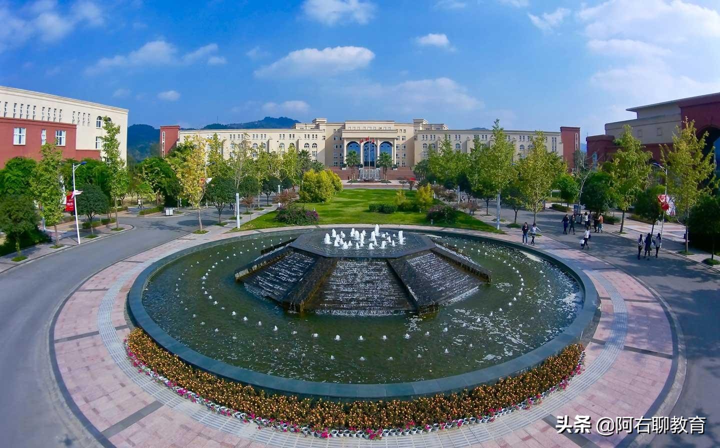 成都这4校，光看校名分不清公办还是民办！