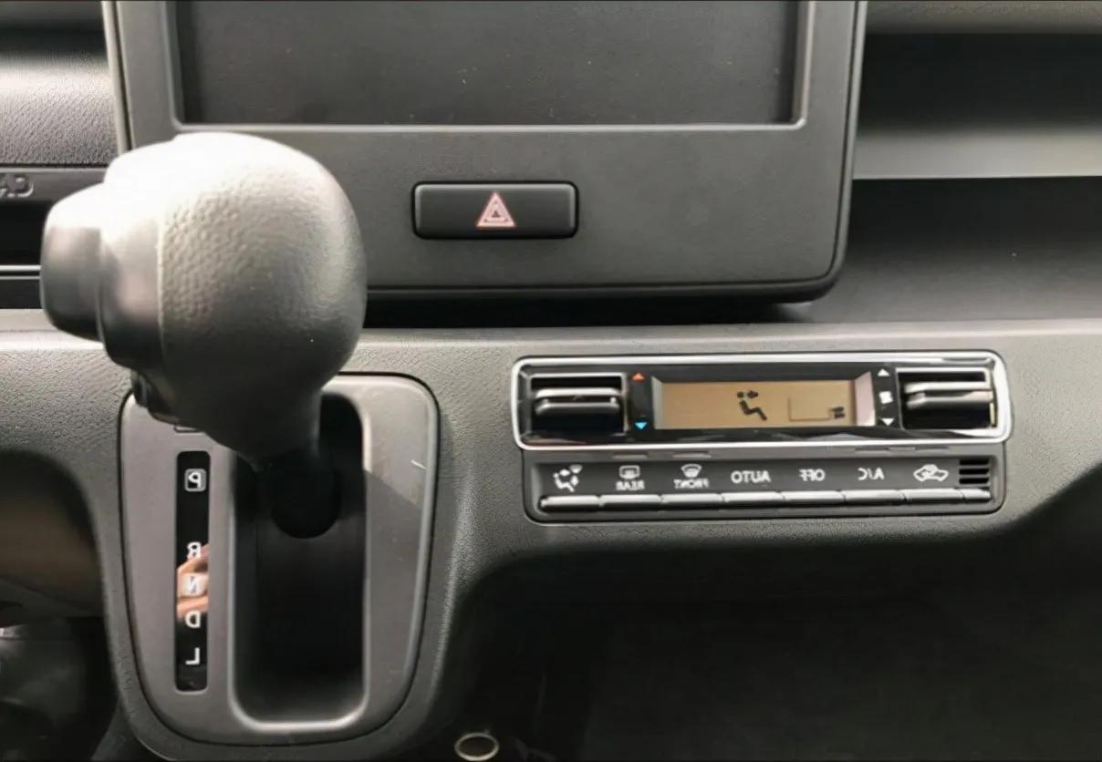 约合人民币3.5万起售！美版铃木北斗星到店，配1.0L+CVT