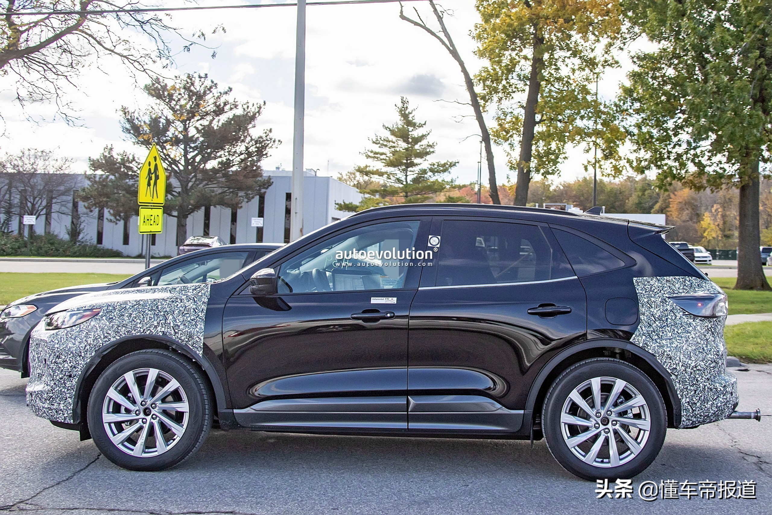 新车 | 头灯风格与宝马近似，或于2022年亮相！曝福特锐际最新谍照