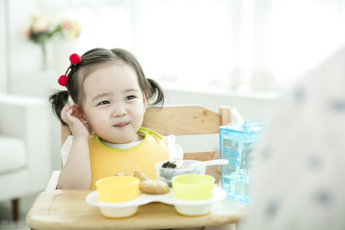 幼儿学习古诗，不重理解，重在感知，就用这30首启蒙吧